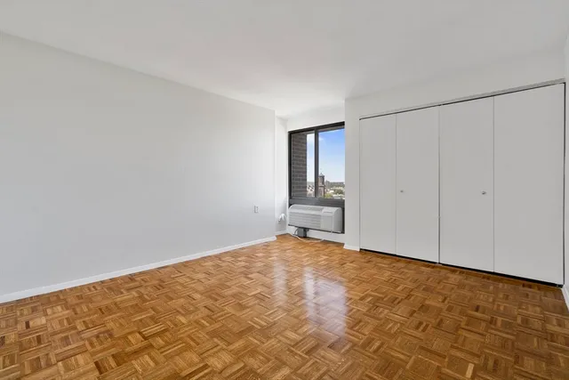 $3,900 | 1105 Massachusetts Avenue, Unit 12C, Cambridge, MA 02138