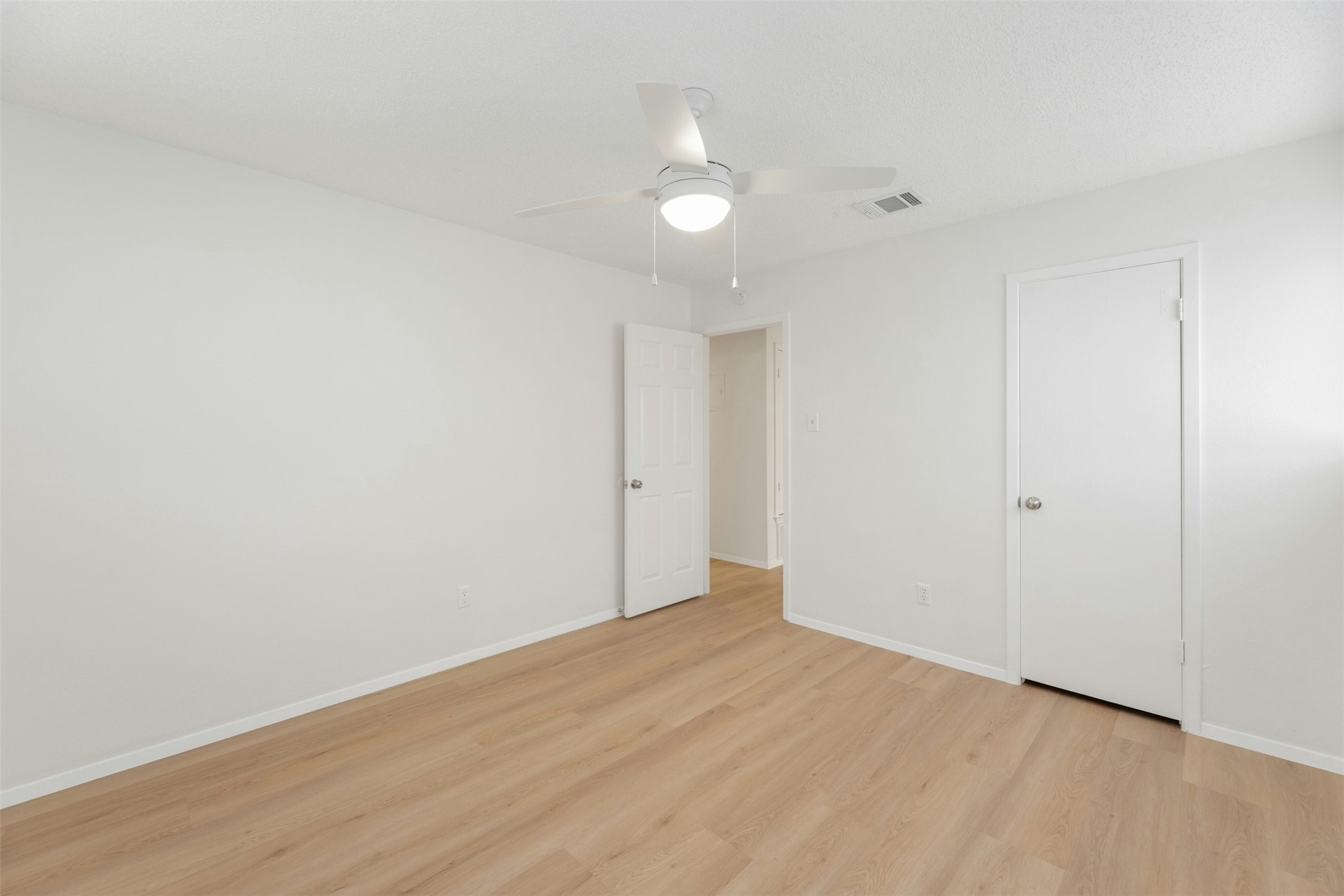 11603 Walnut Ridge Drive, Unit B Austin, TX 78753 - Photo 16 of 22