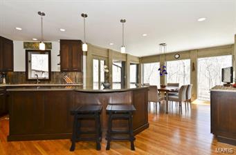 12473 Robyn Road Sunset Hills, MO 63127 - Photo 4 of 33 Gallery Image 4