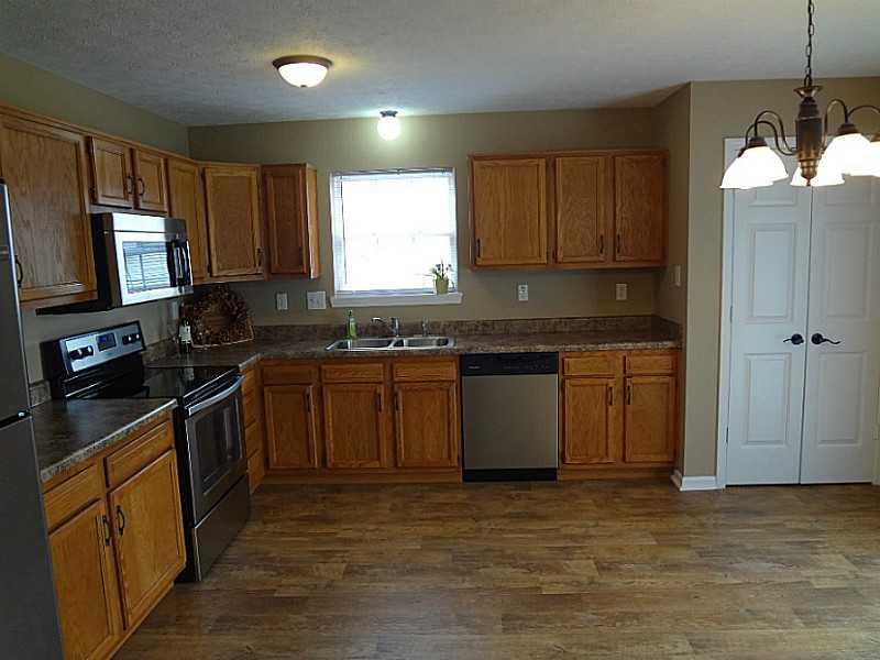 12550 Slippery Rock Road Indianapolis, IN 46236 - Photo 4 of 11 Gallery Image 4