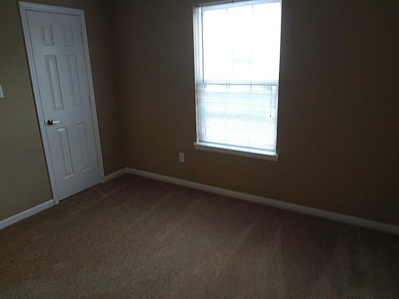12550 Slippery Rock Road Indianapolis, IN 46236 - Photo 8 of 11 Gallery Image 8