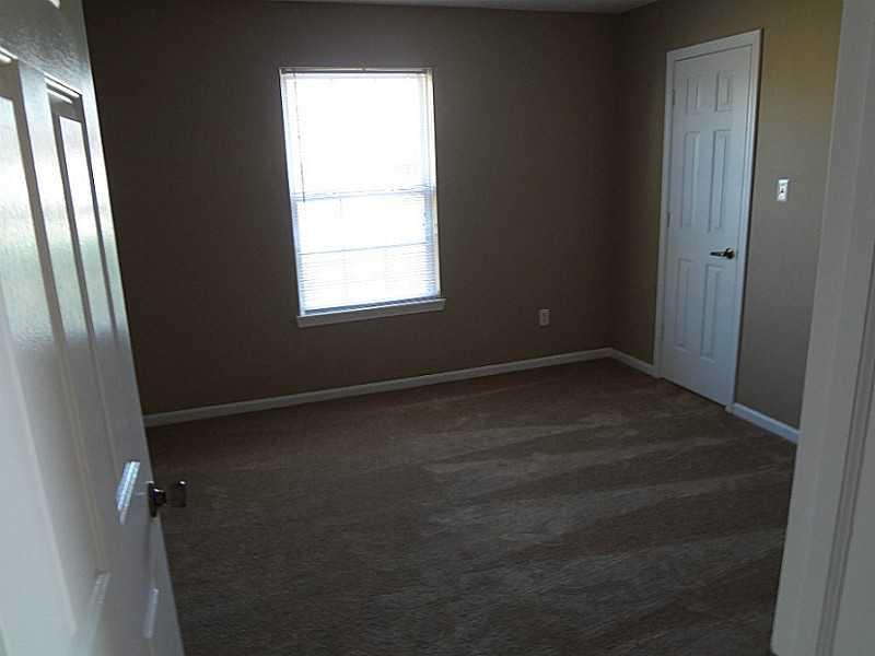 12550 Slippery Rock Road Indianapolis, IN 46236 - Photo 9 of 11 Gallery Image 9