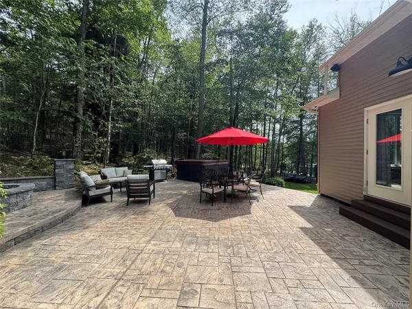 $675,000 | 224 Lakeshore Drive, Monticello, NY 12701