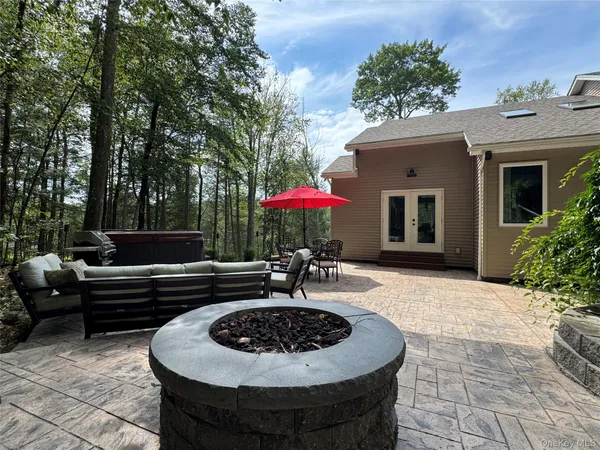 $675,000 | 224 Lakeshore Drive, Monticello, NY 12701