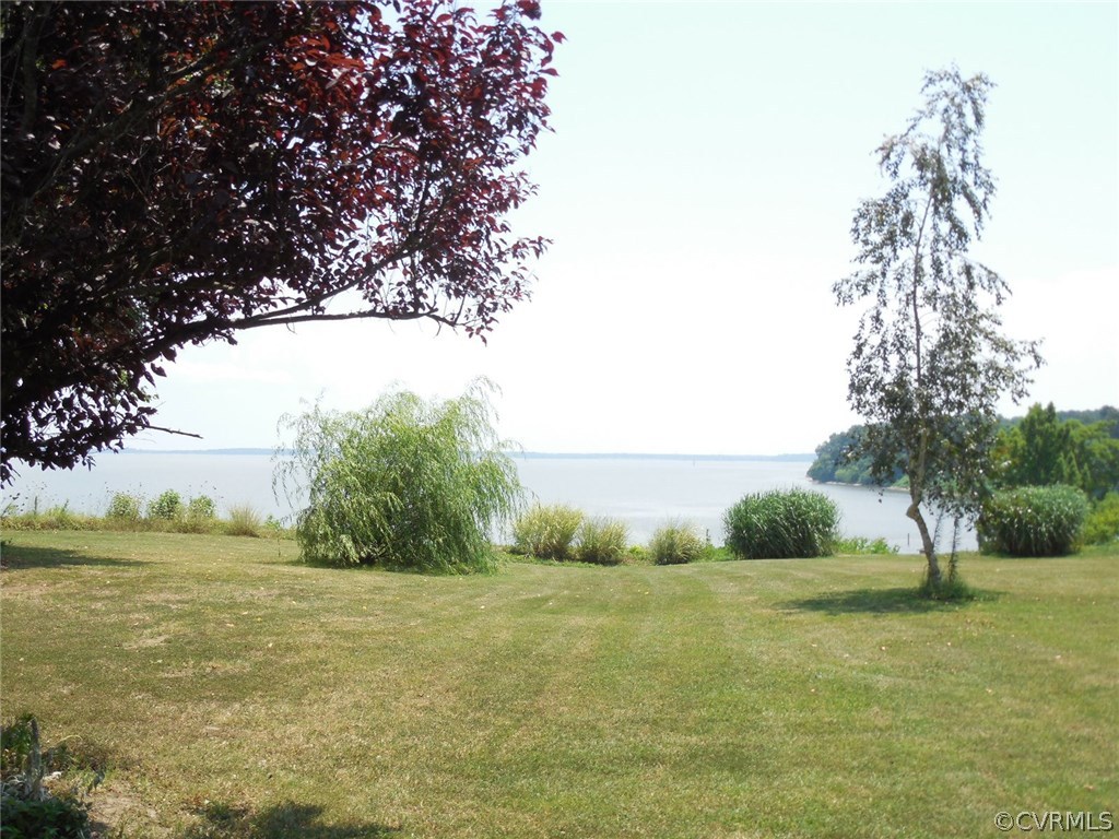 1246 Pleasant Point Road Surry, VA 23883 - Photo 4 of 30 Gallery Image 4
