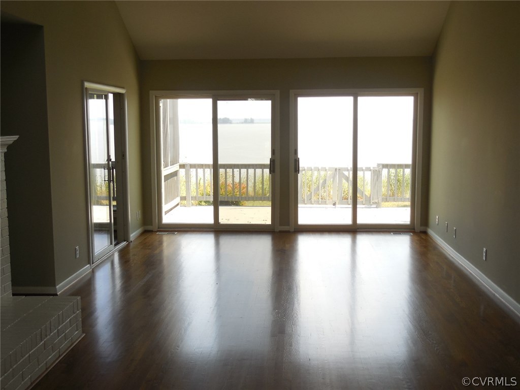1246 Pleasant Point Road Surry, VA 23883 - Photo 6 of 30 Gallery Image 6