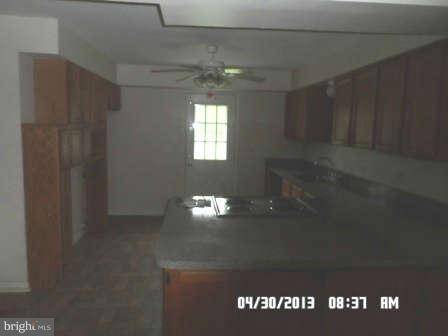 9855 Charles Town Road Ranson, WV 25438 - Photo 5 of 22 Kitchen