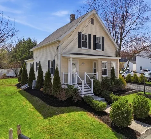 $639,000 | 7 Cherry Street, Southborough, MA 01745