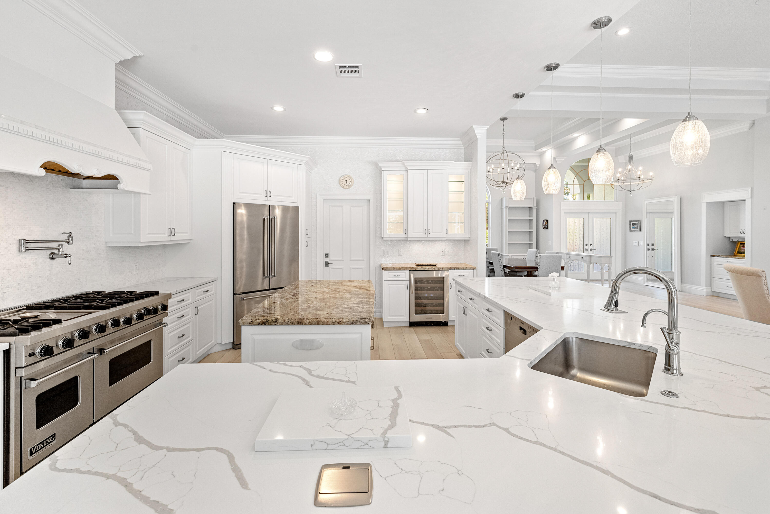 19850 Loxahatchee Pointe Drive Jupiter, FL 33458 - Photo 13 of 66 Kitchen