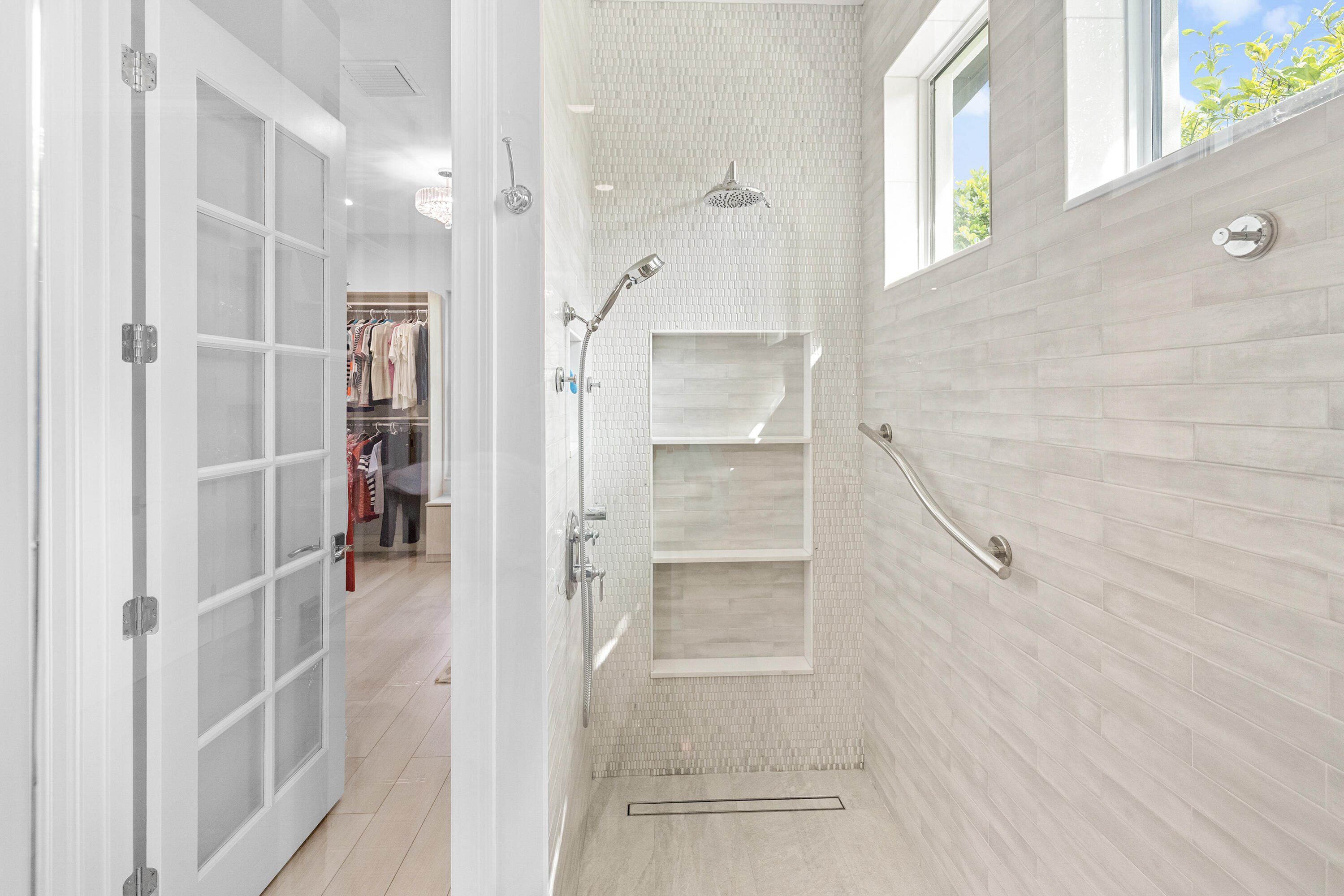 19850 Loxahatchee Pointe Drive Jupiter, FL 33458 - Photo 36 of 66 Primary bathroom