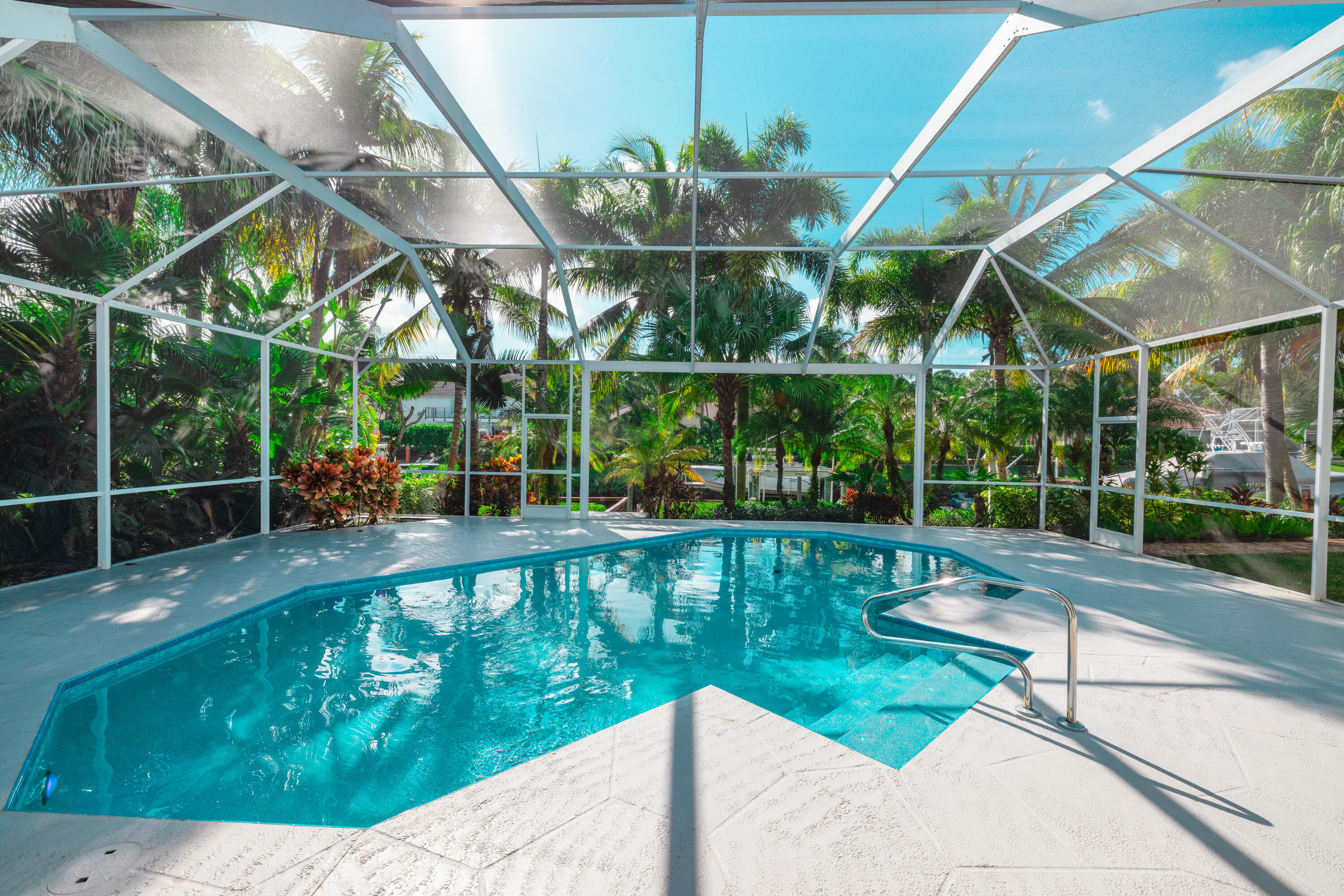 19850 Loxahatchee Pointe Drive Jupiter, FL 33458 - Photo 46 of 66 Pool