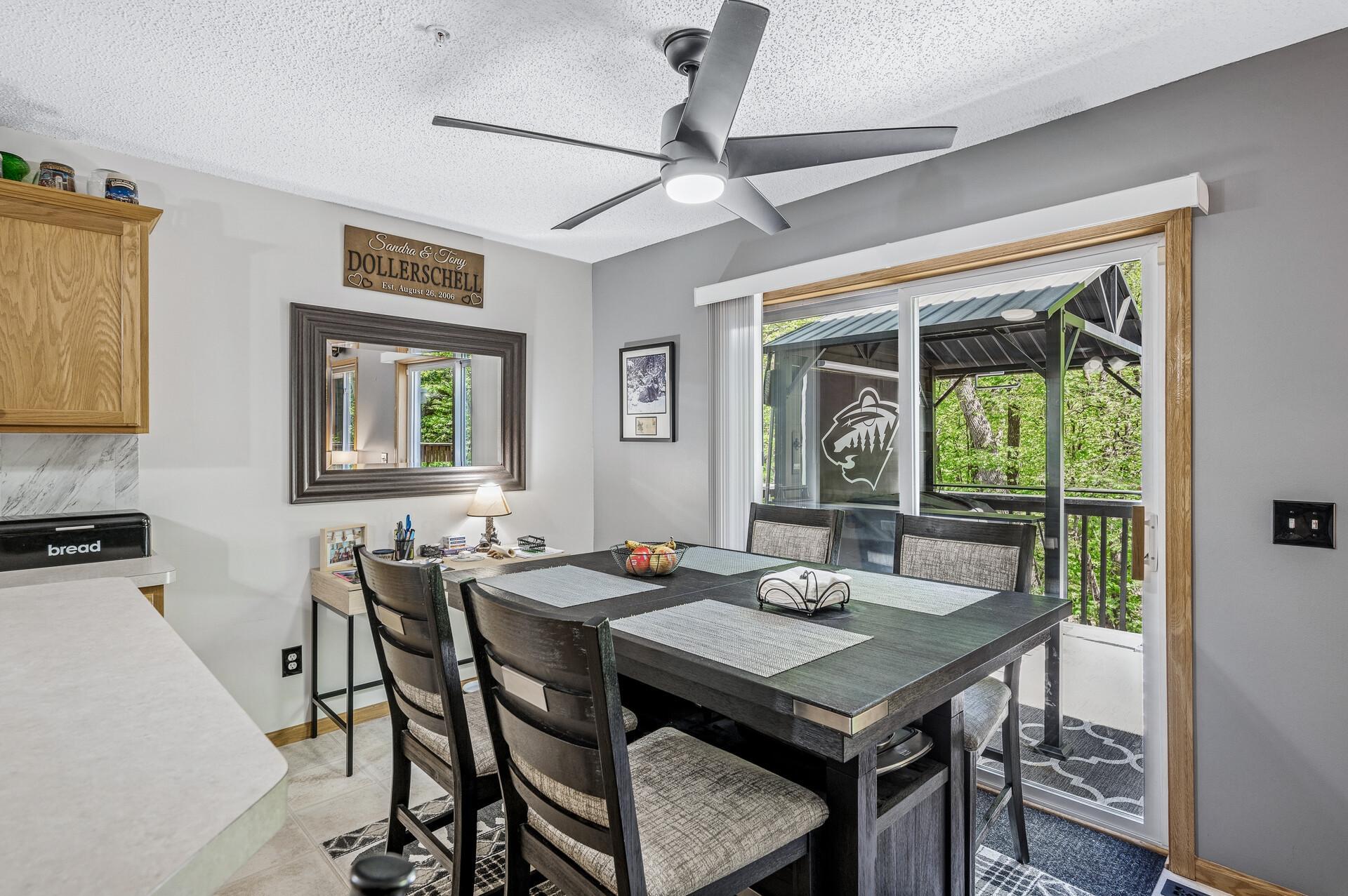 441 Pleasant Lane Chaska, MN 55318 - Photo 4 of 15