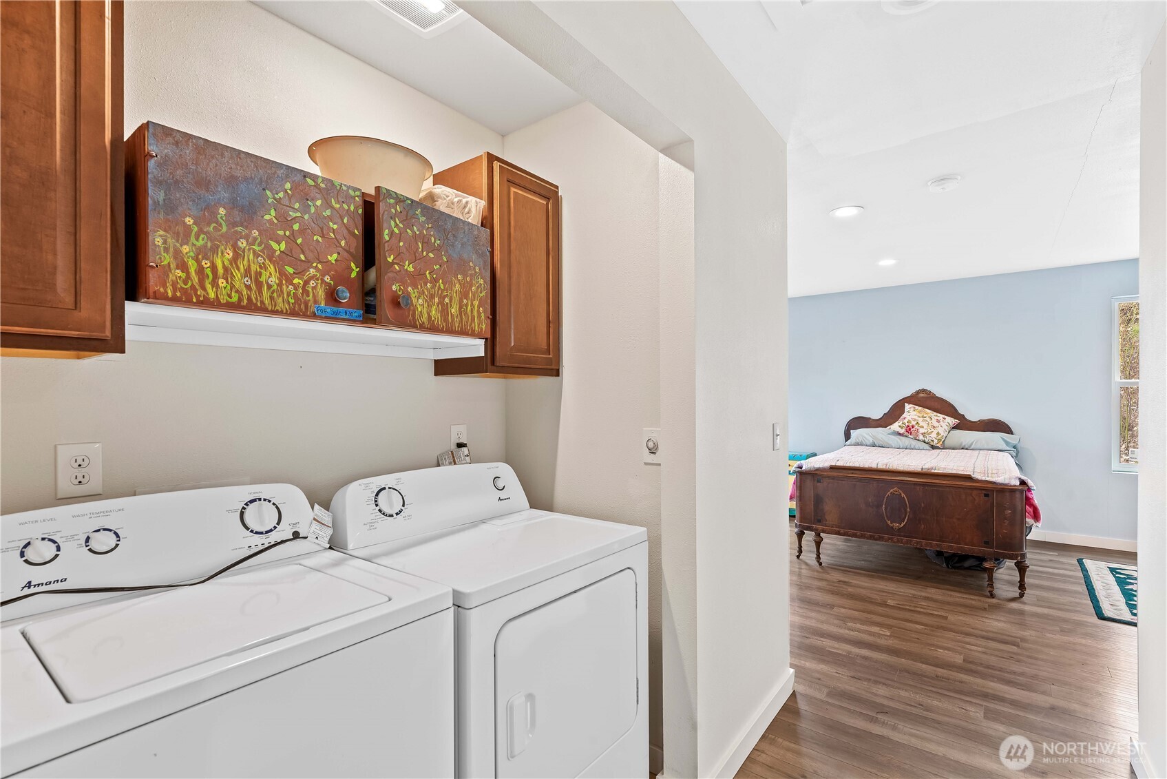 109 Granite Falls Road Chelan, WA 98816 - Photo 14 of 22 a utility room with dryer and washer