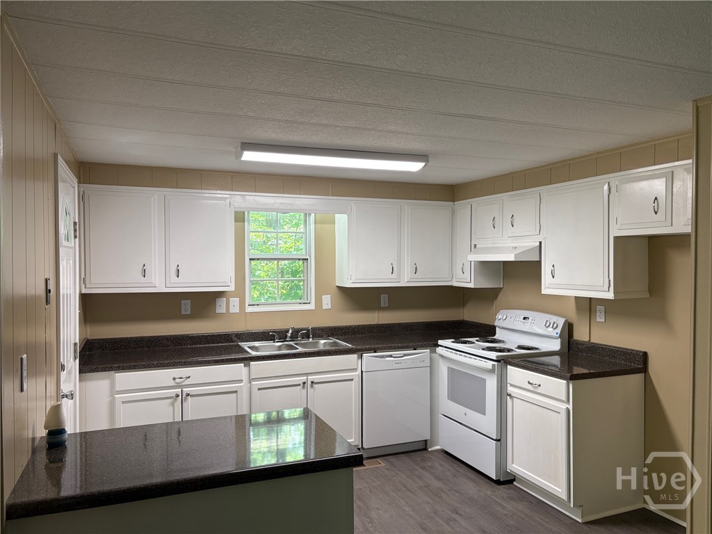 10817 Double Bridges Road Winterville, GA 30683 - Photo 5 of 24