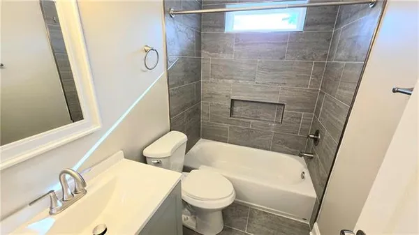 $1,200 | 219 Ave A, Unit B, Belle Chasse, LA 70037