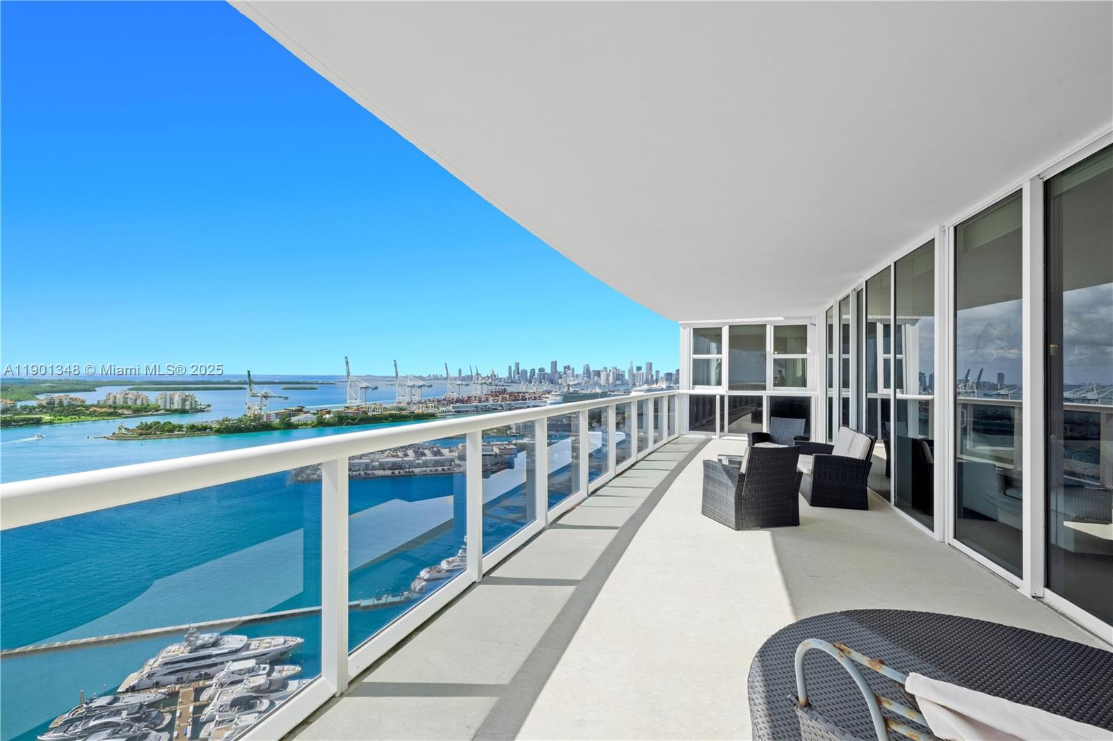 400 Alton Road, Unit 3006 Miami Beach, FL 33139 - Photo 5 of 28 a view of balcony with seating space