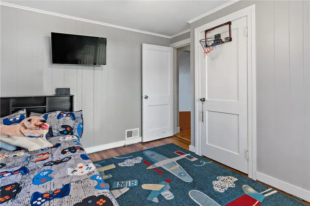 $2,300 | 81 Easton Avenue, Warwick, RI 02888