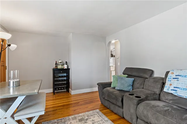 $2,300 | 81 Easton Avenue, Warwick, RI 02888