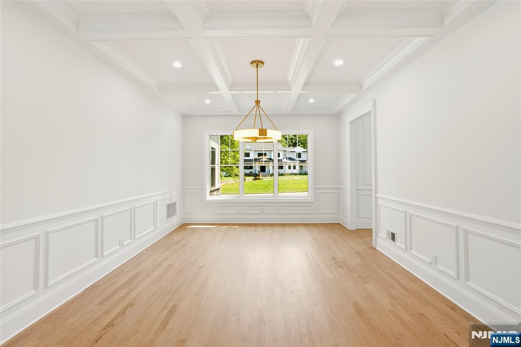 62 Wynnewood Road Livingston, NJ 07039 - Photo 13 of 47
