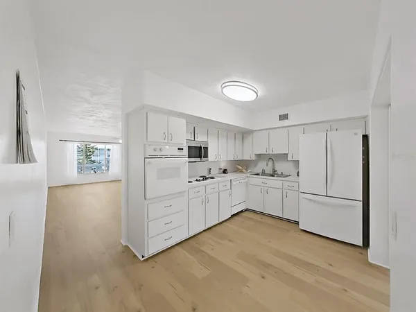 $1,600 | 2451 Canadian Way, Unit 23, Clearwater, FL 33763