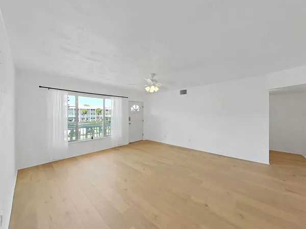 $1,600 | 2451 Canadian Way, Unit 23, Clearwater, FL 33763