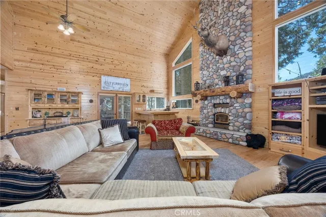 $649,000 | 10820 Bonita Way, Wofford Heights, CA 93285