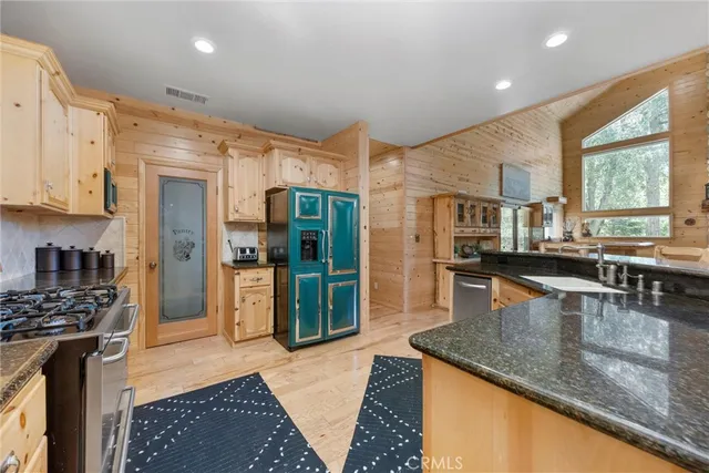 $649,000 | 10820 Bonita Way, Wofford Heights, CA 93285