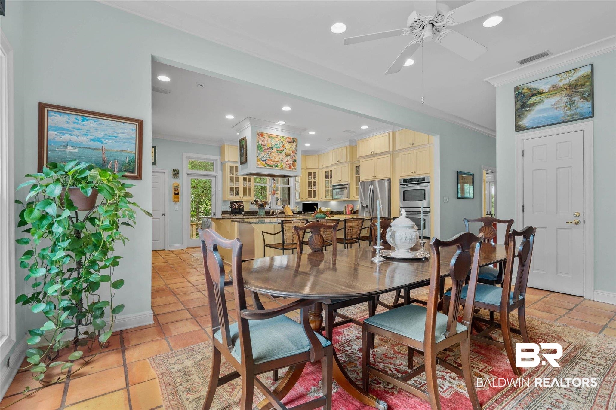 8841 Escambia Avenue Elberta, AL 36530 - Photo 11 of 66 Showing the gourmet kitchen.