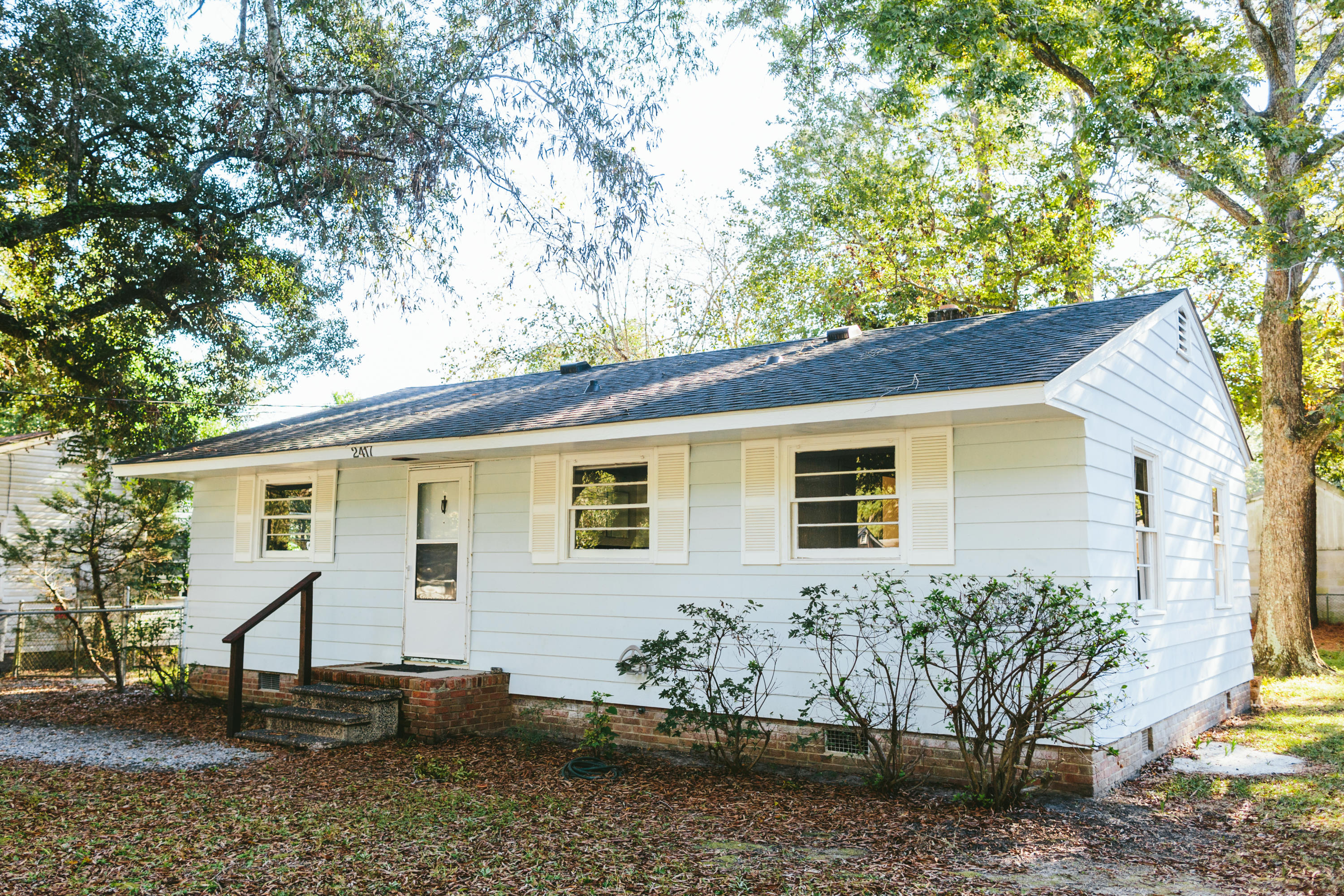 2417 Falcon Road North Charleston, SC 29406 - Photo 1 of 24 2417 Falcon-27
