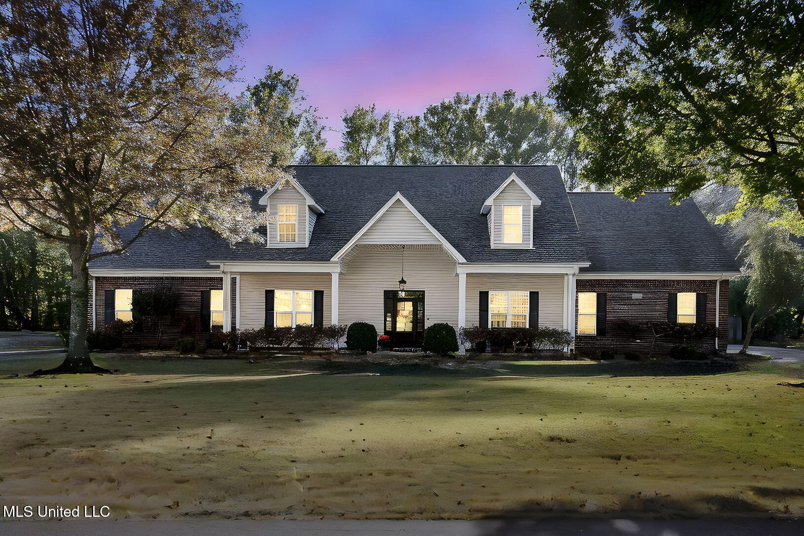 2255 Appleton Drive Southaven, MS 38672 - Photo 2 of 52 1-web-or-mls-2255 Appleton Dr Twilight-2