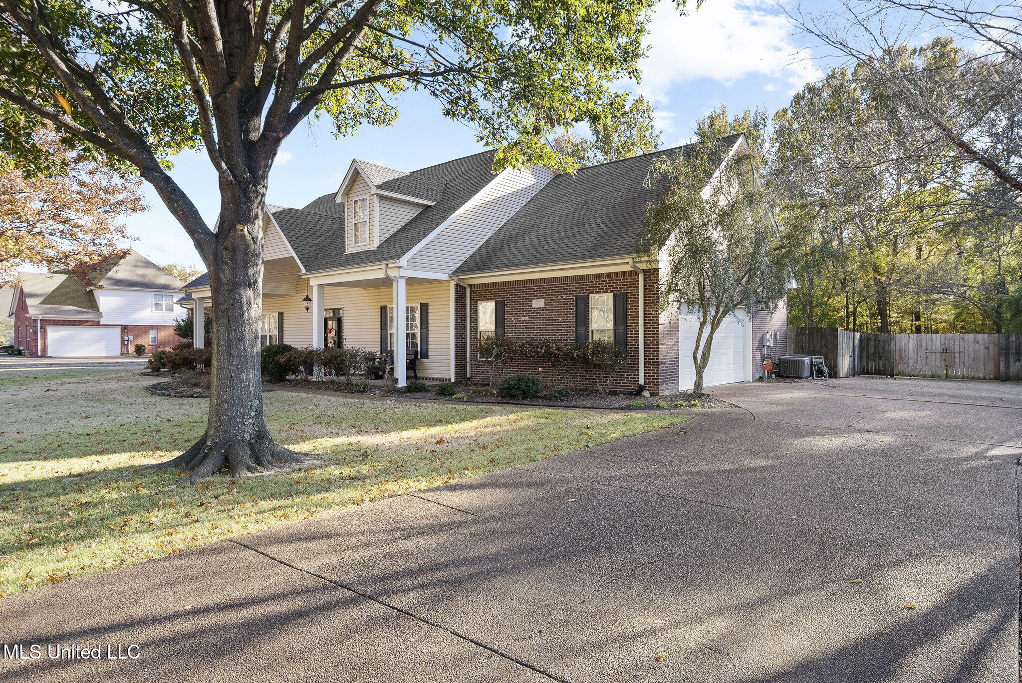 2255 Appleton Drive Southaven, MS 38672 - Photo 5 of 52 3-web-or-mls-2255 Appleton Dr-02