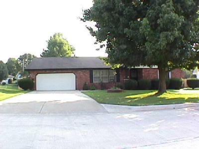 2165 East Montclair Street Springfield, MO 65804 - Photo 1 of 1 Primary Photo