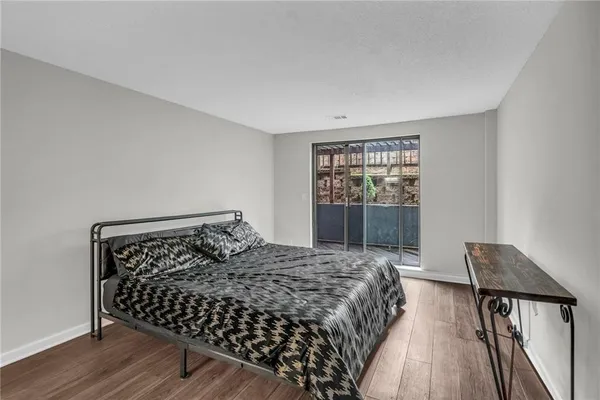 $2,000 | 12786 West 110th Terrace, Overland Park, KS 66210