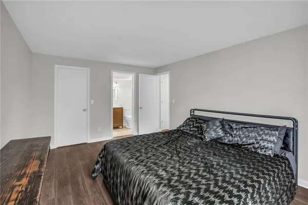 $2,000 | 12786 West 110th Terrace, Overland Park, KS 66210