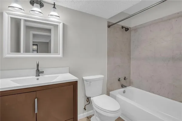 $2,000 | 12786 West 110th Terrace, Overland Park, KS 66210