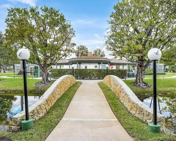 $85,000 | 4805 Northwest 35th Street, Unit 506, Lauderdale Lakes, FL 33319