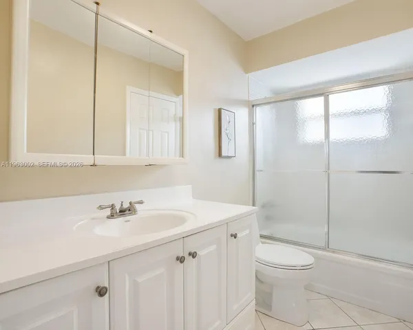 $85,000 | 4805 Northwest 35th Street, Unit 506, Lauderdale Lakes, FL 33319