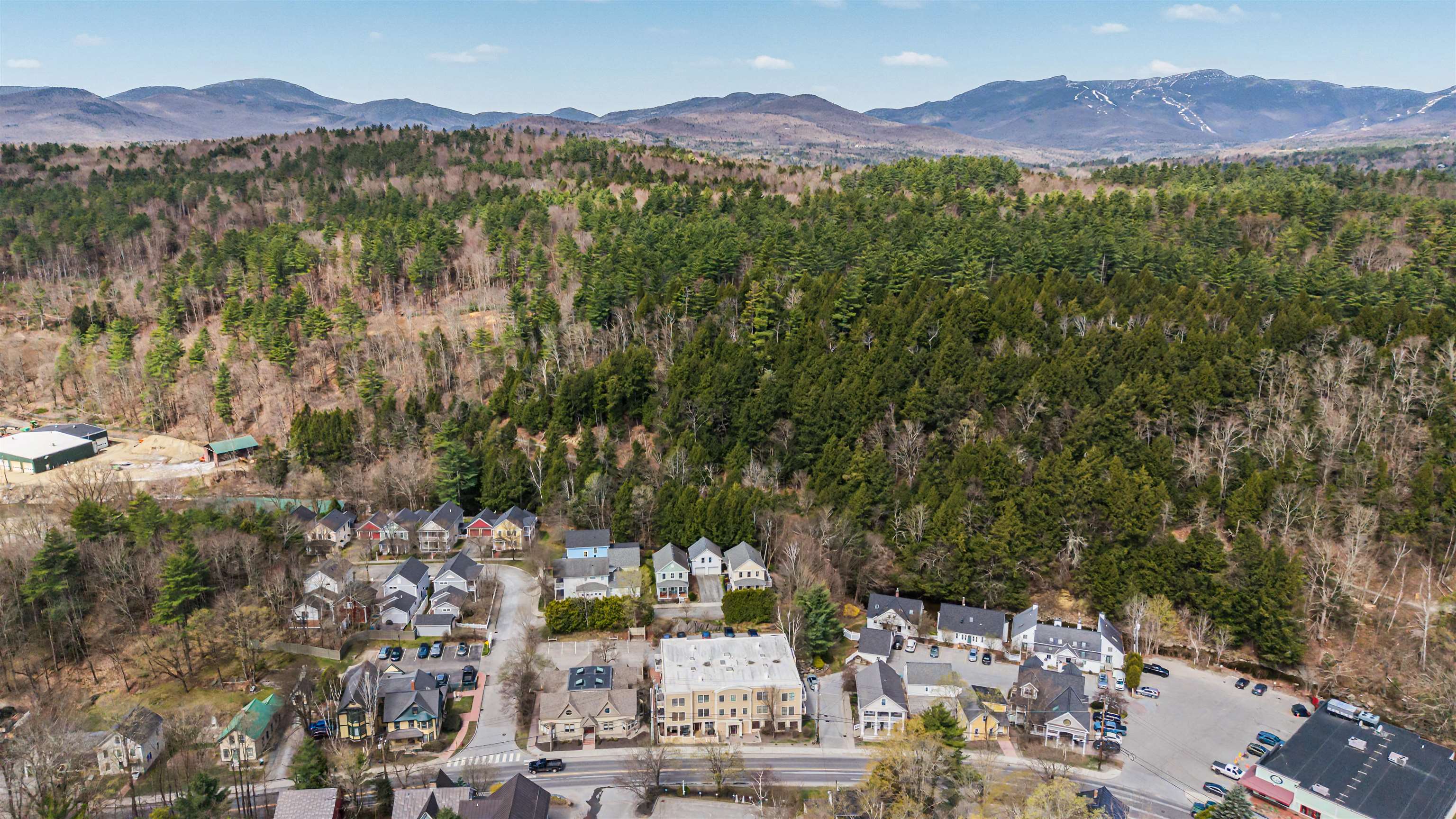 162 South Main Street, Unit 3D Stowe, VT 05672 - Photo 29 of 32