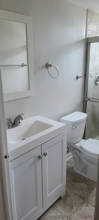 $2,395 | 1500 West Touhy Avenue, Unit 2N, Park Ridge, IL 60068