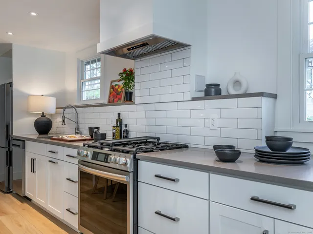 $2,295,000 | 110 Sharon Road, Salisbury, CT 06039