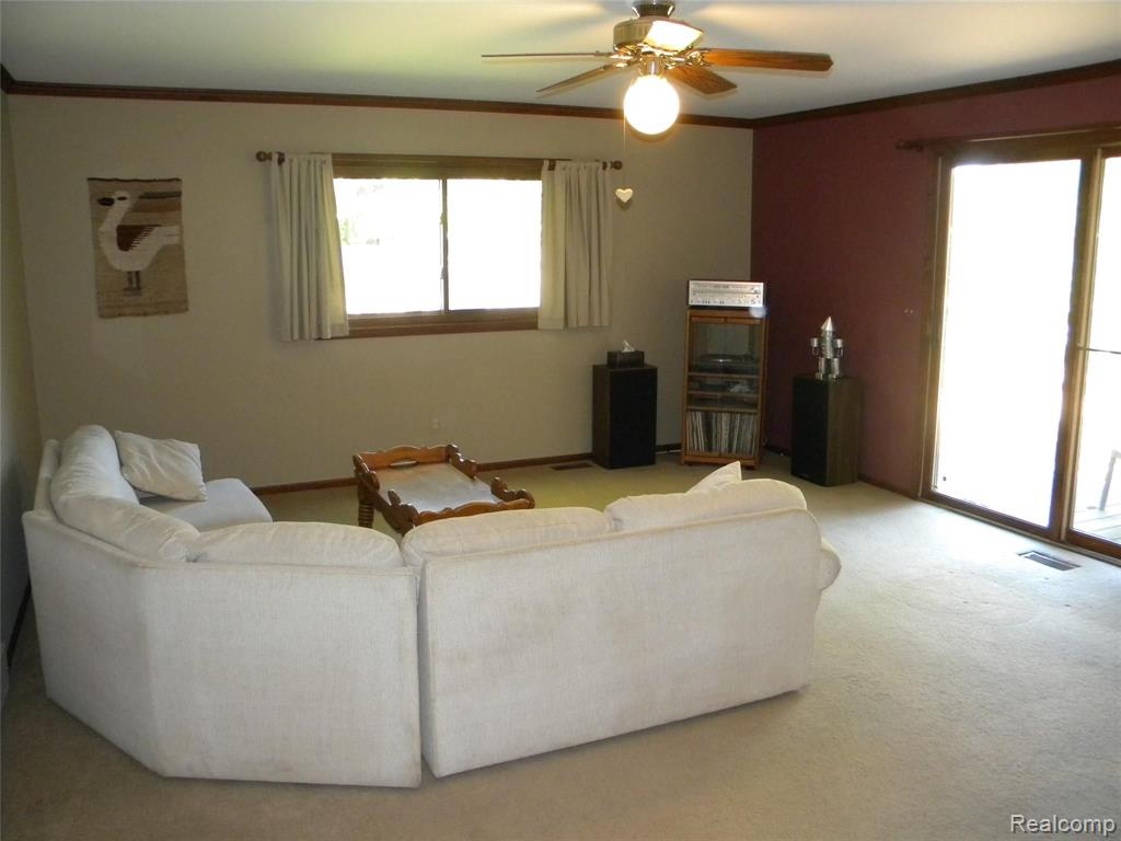 3715 Hazelton Avenue Rochester Hills, MI 48307 - Photo 28 of 52