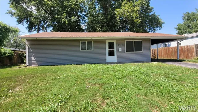 $129,900 | 2465 Grants Parkway, Florissant, MO 63031