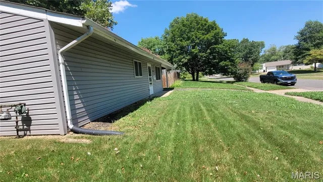 $129,900 | 2465 Grants Parkway, Florissant, MO 63031