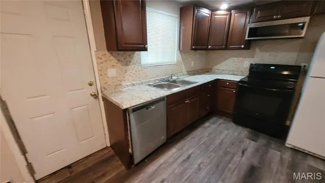 $129,900 | 2465 Grants Parkway, Florissant, MO 63031