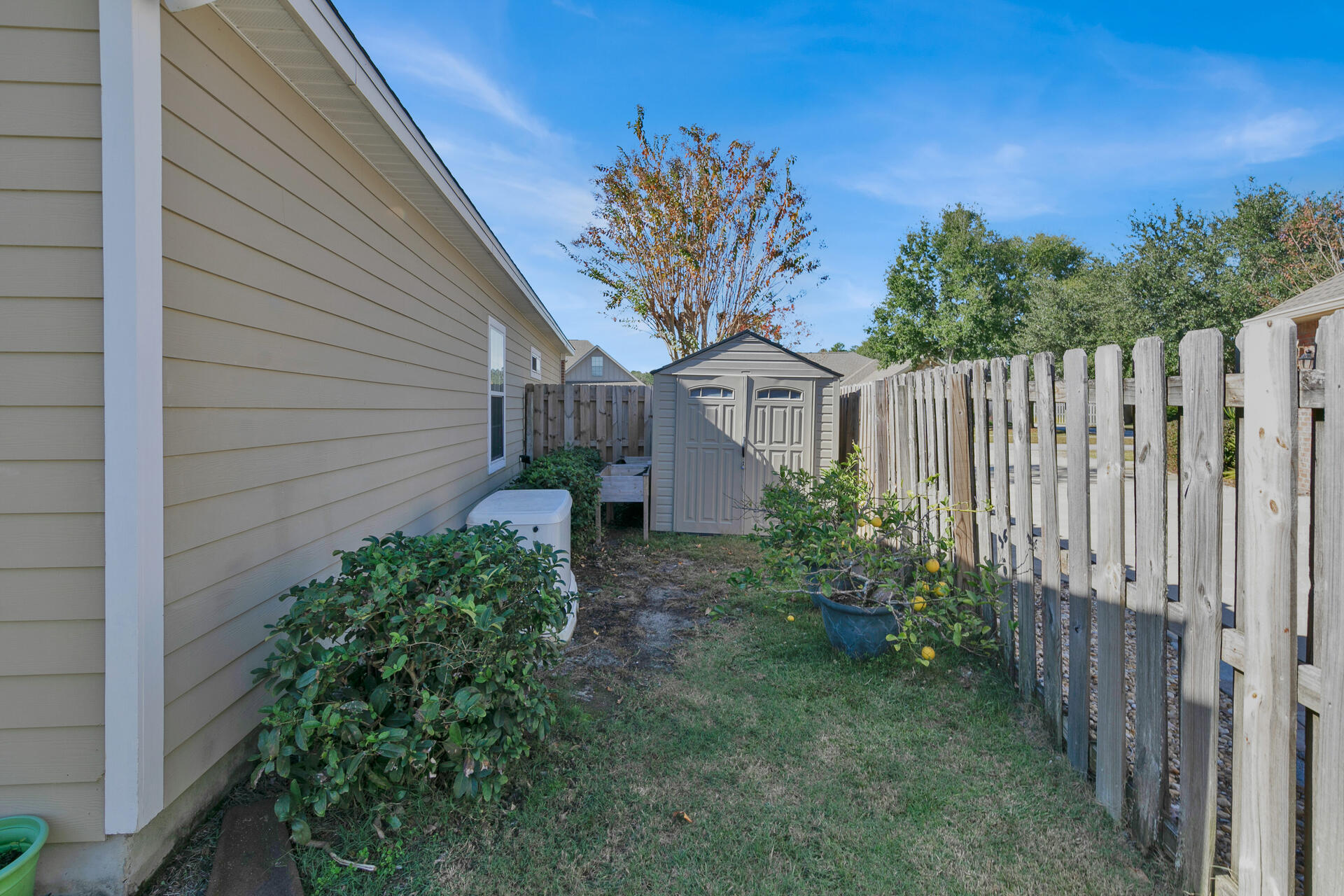 195 Mango Lane Freeport, FL 32439 - Photo 76 of 100