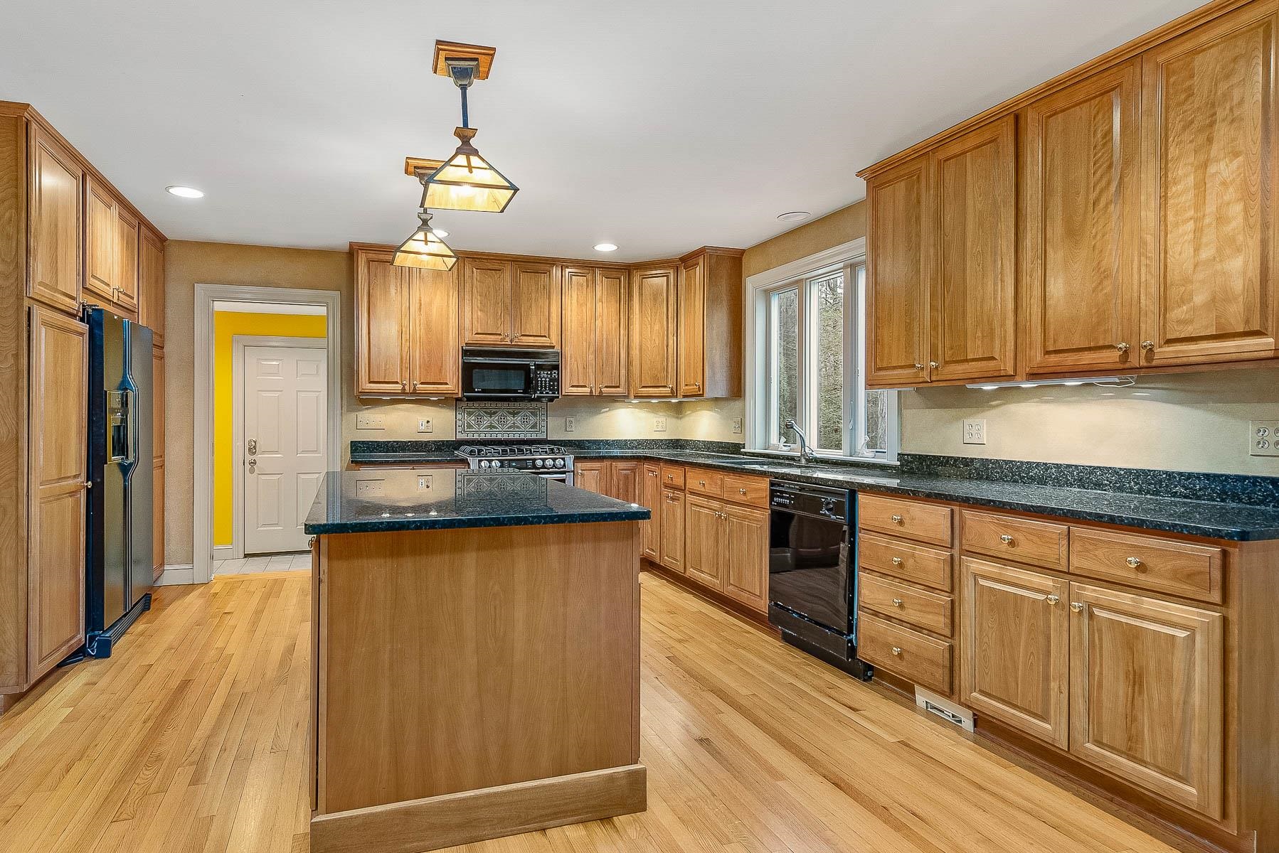 55 Baer Road Rollinsford, NH 03869 - Photo 13 of 40 Gallery Image 13