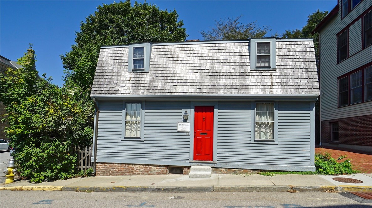 36 William Street Newport, RI 02840 - Photo 3 of 23