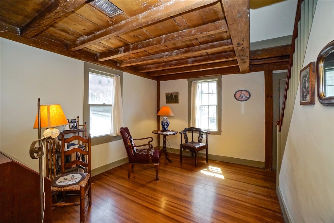 36 William Street Newport, RI 02840 - Photo 7 of 23