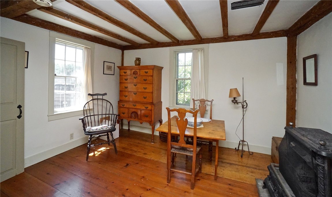 36 William Street Newport, RI 02840 - Photo 10 of 23