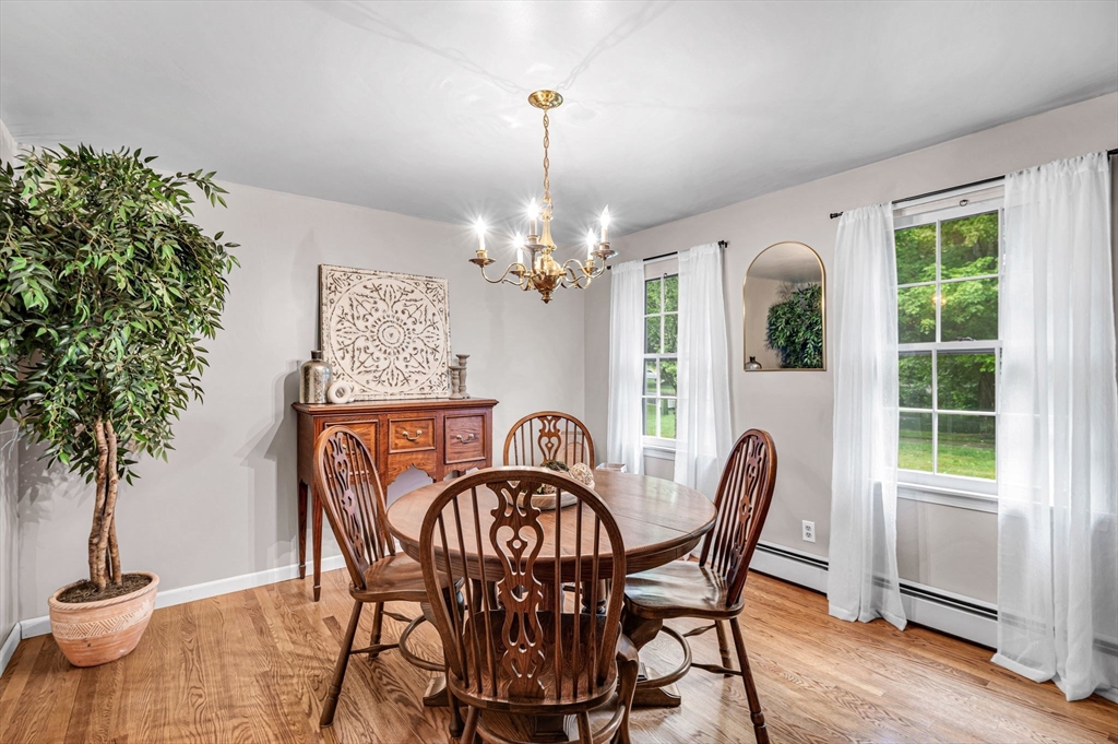 231 Edgewood Road West Springfield, MA 01089 - Photo 8 of 40
